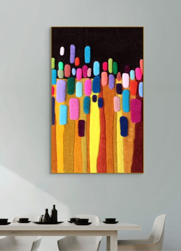 Getuft textielkunstwerk Brainwork met contrasterende kleuren en dynamische compositie